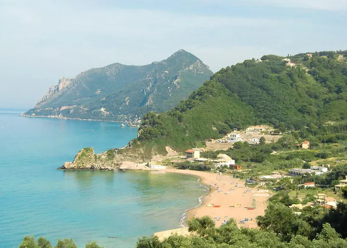 With Large Swimming Pool And Sea View At Beach, Corfu Appartamento *