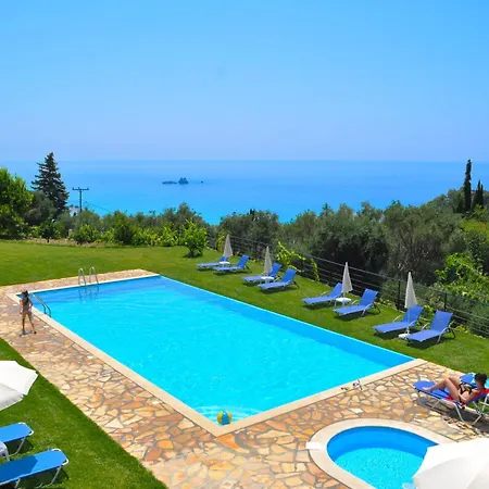 With Large Swimming Pool And Sea View At Beach, Corfu Apartment *